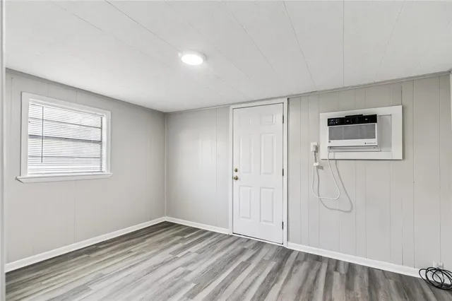 $1,300 | 822 1/2 Urbandale Street, Marrero, LA 70072