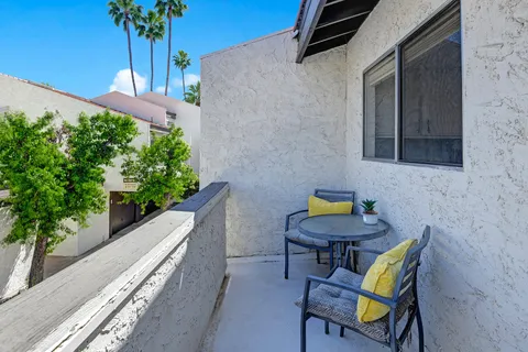 $340,000 | 1348 South Camino Real, Palm Springs, CA 92264