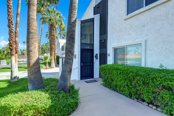 $340,000 | 1348 South Camino Real, Palm Springs, CA 92264
