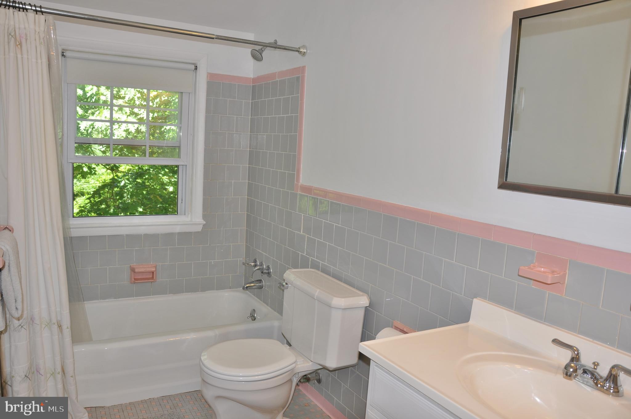 6756 Glenkirk Road Baltimore, MD 21239 - Photo 61 of 83 Gallery Image 61