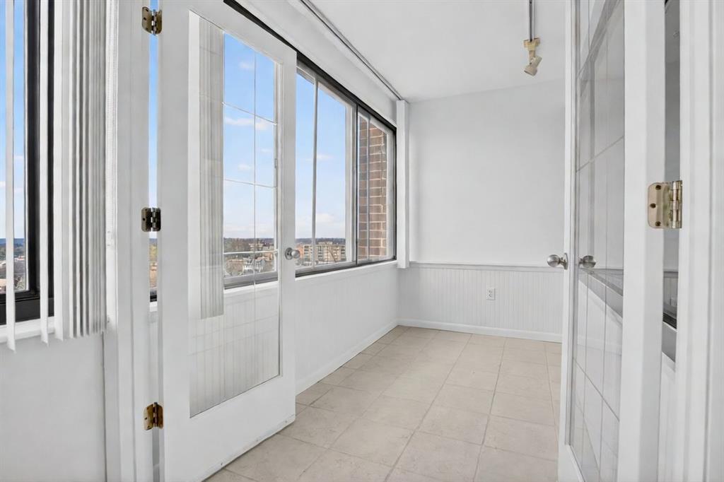750 Washington Road, Unit 1205 Pittsburgh, PA 15228 - Photo 19 of 46 Sunroom