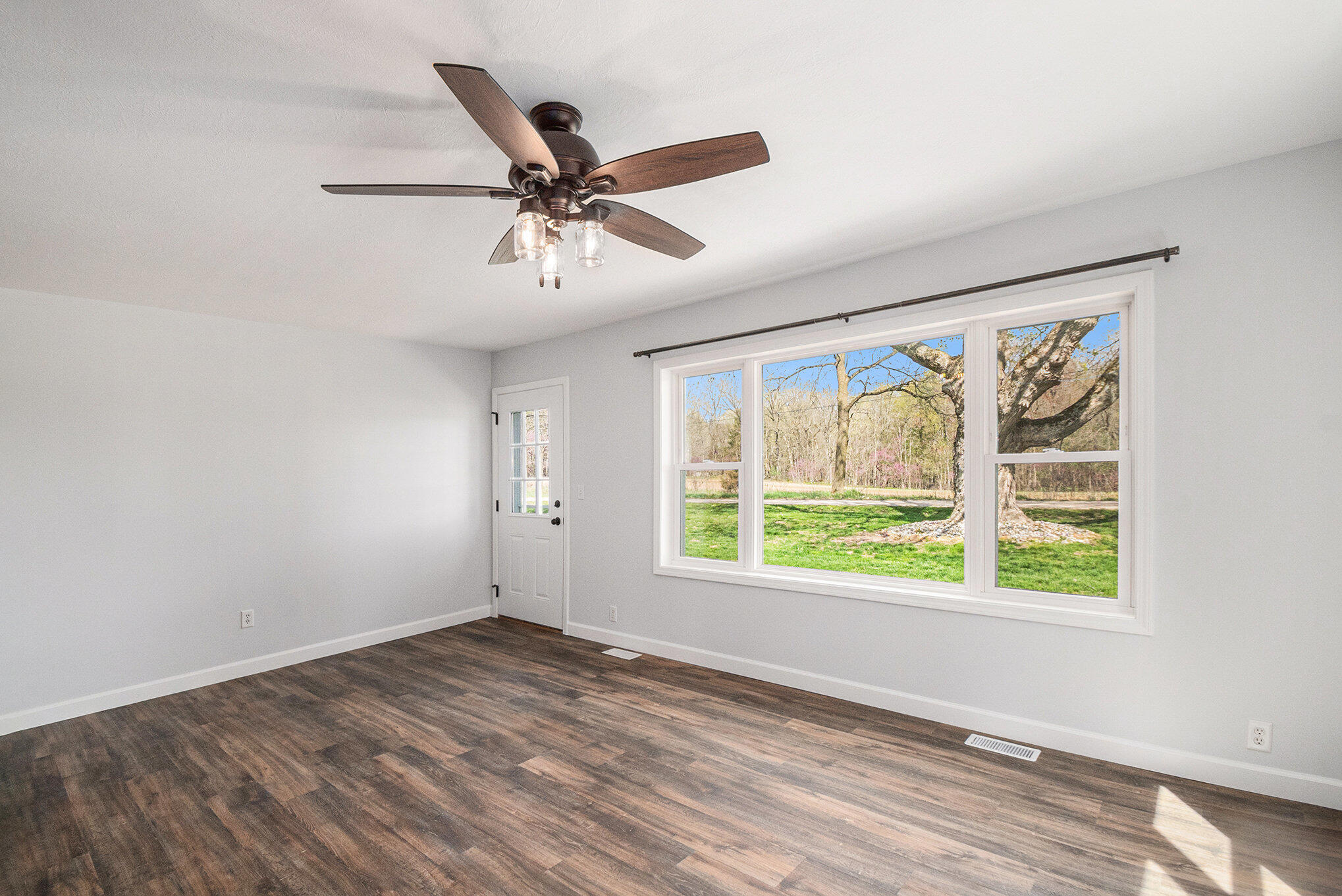4406 Green Road Lyons, MI 48851 - Photo 4 of 18 004__ndp2661_324