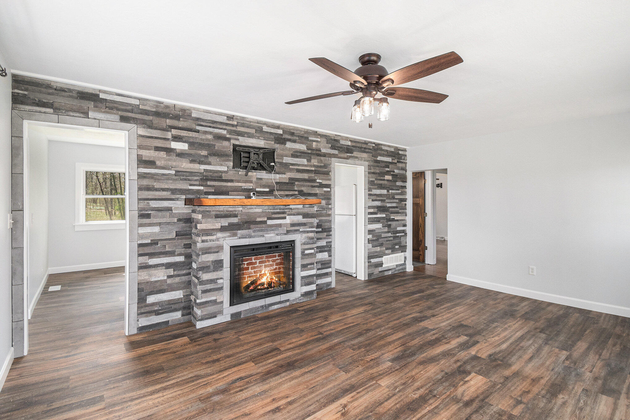 4406 Green Road Lyons, MI 48851 - Photo 6 of 18 006__ndp2657_362