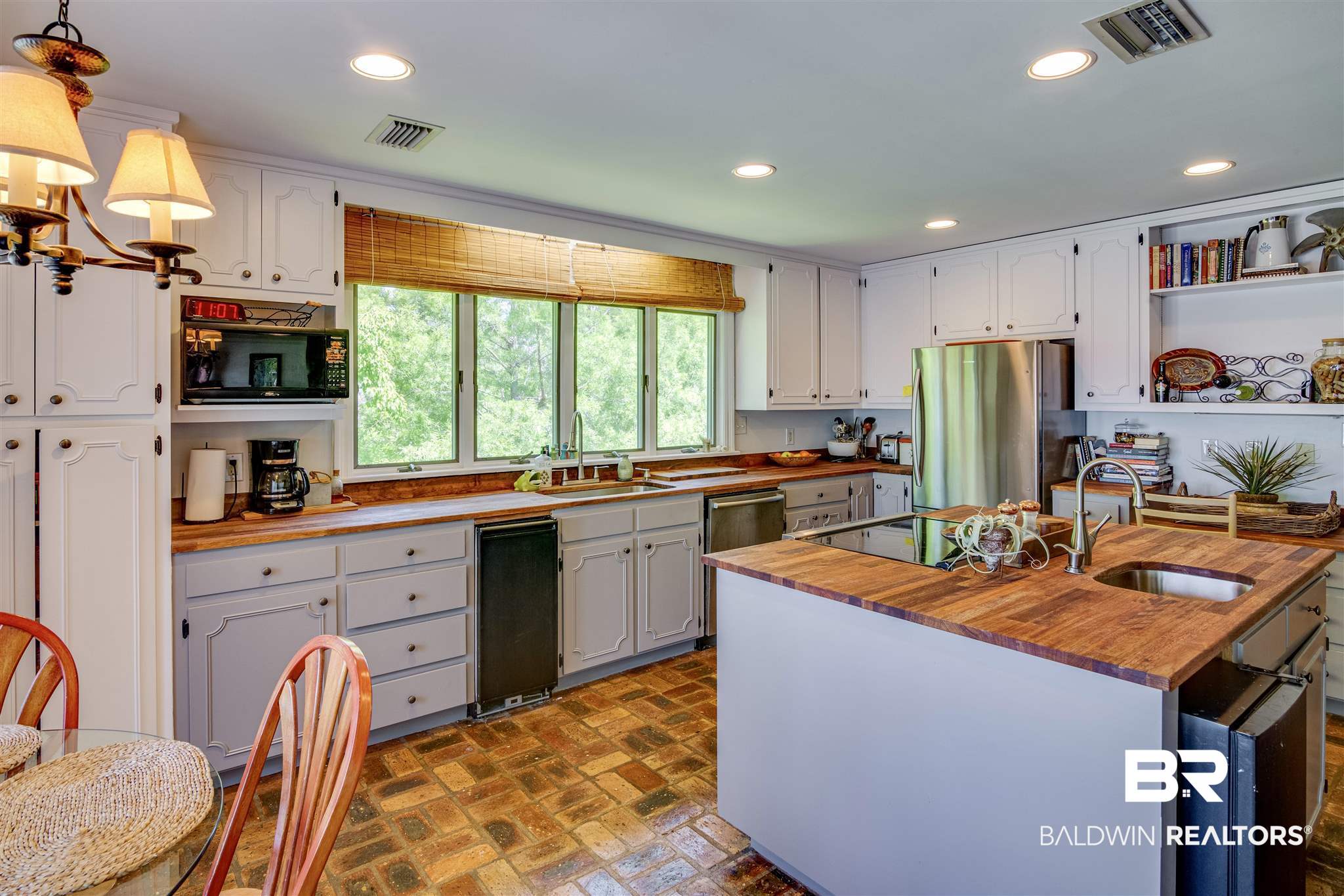 12303 County Road 1 Fairhope, AL 36532 - Photo 12 of 38 Kitchen