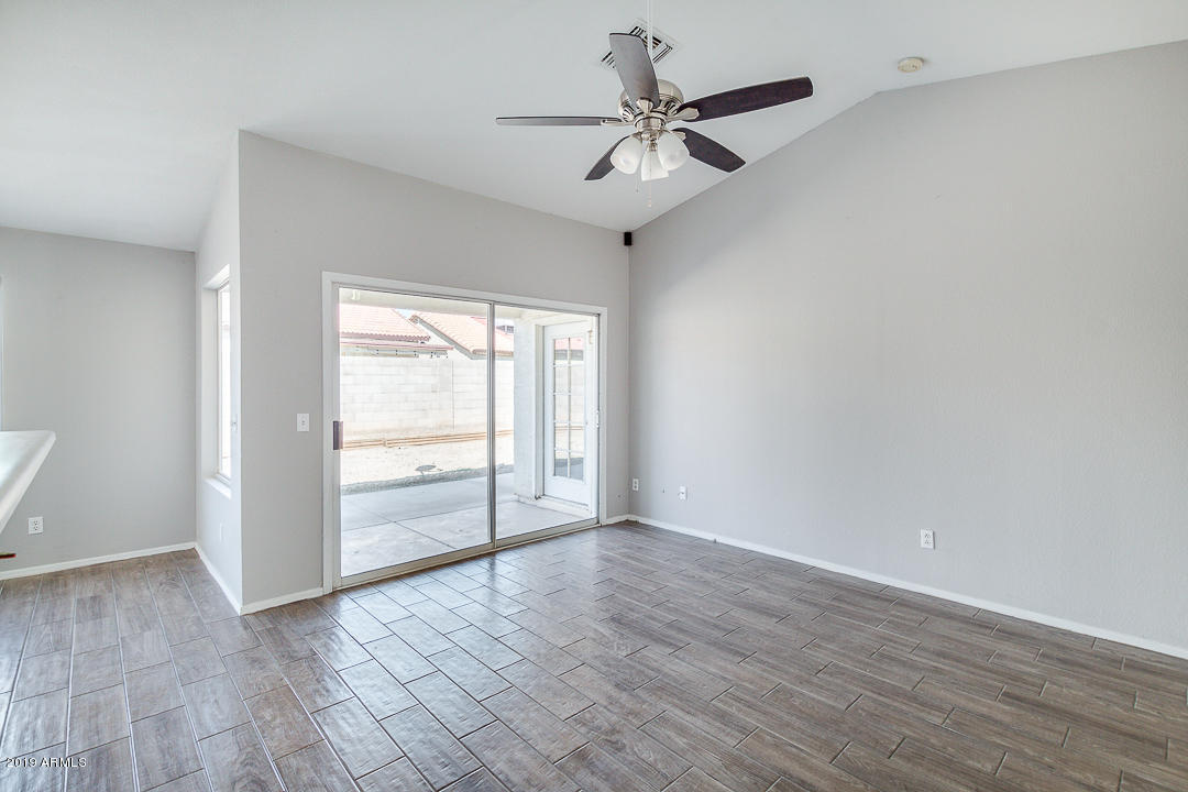 8422 West Berkeley Road Phoenix, AZ 85037 - Photo 6 of 29 06-Berkeley