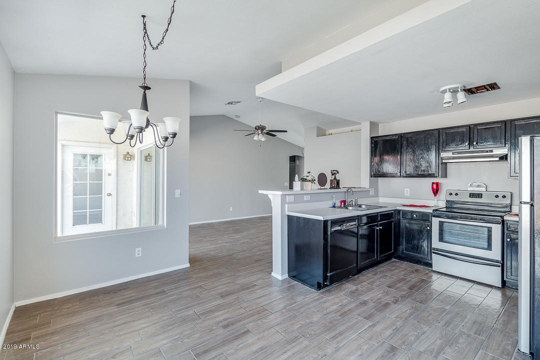 8422 West Berkeley Road Phoenix, AZ 85037 - Photo 10 of 29 10-Berkeley