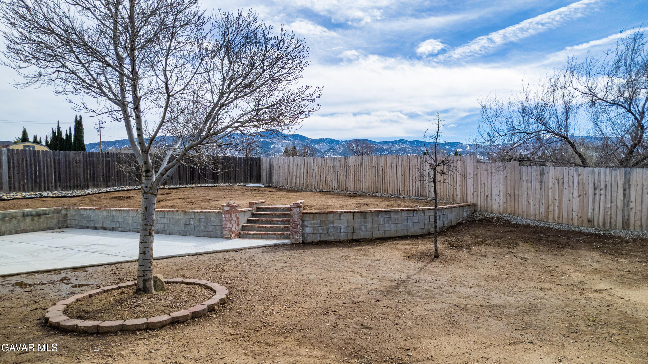 22221 Bogie Street Tehachapi, CA 93561 - Photo 31 of 38 30