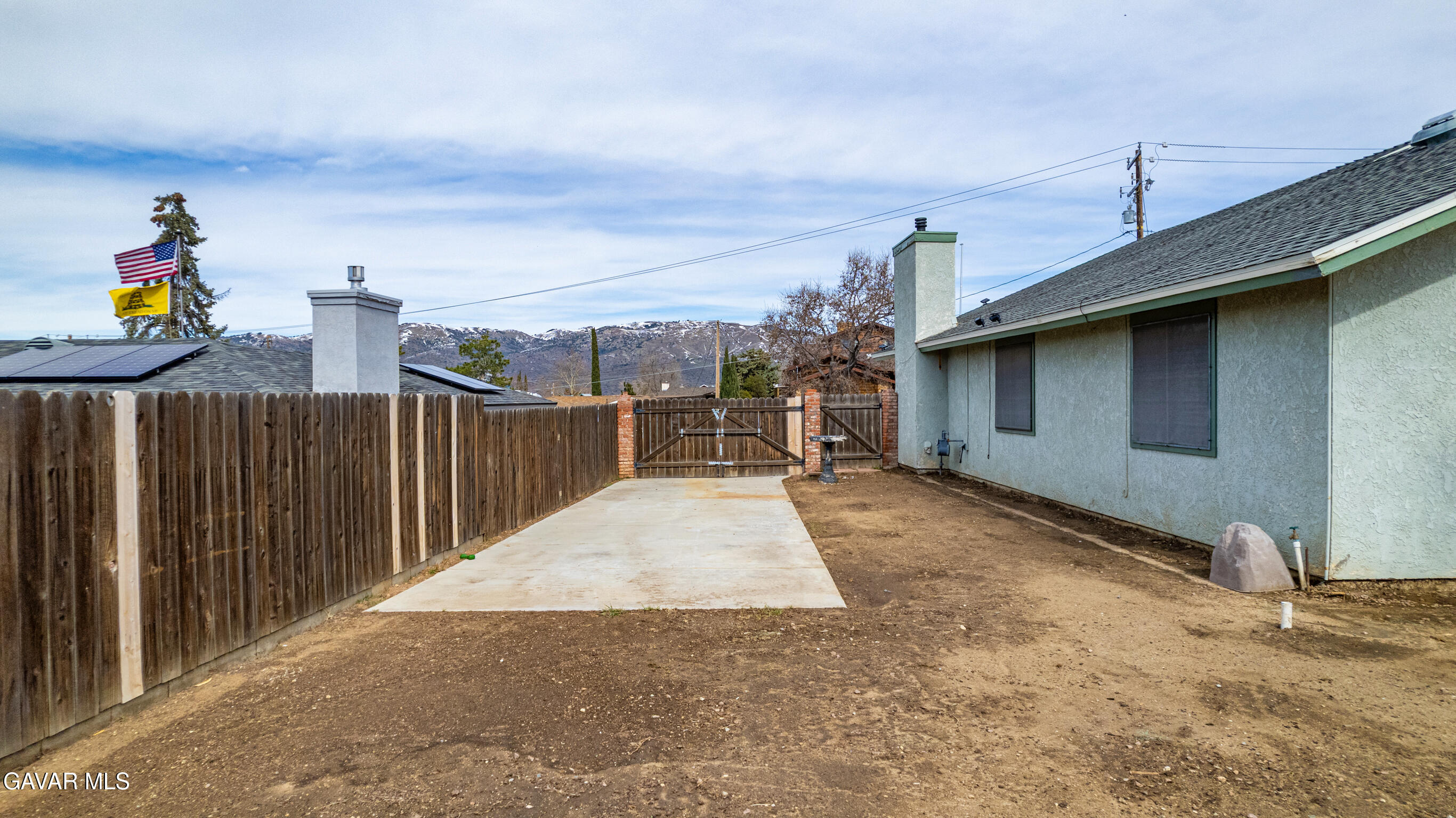 22221 Bogie Street Tehachapi, CA 93561 - Photo 32 of 38 31