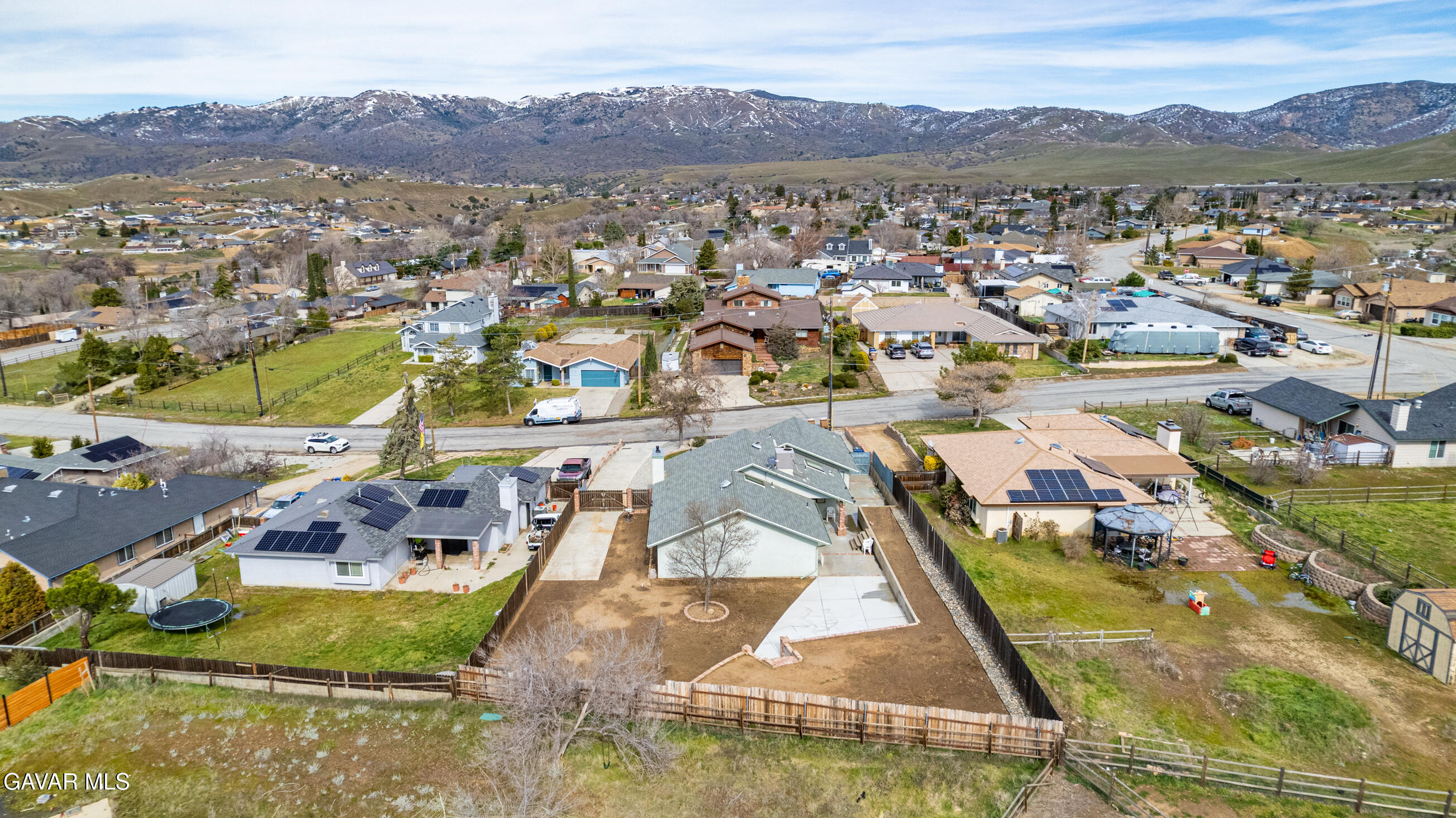 22221 Bogie Street Tehachapi, CA 93561 - Photo 35 of 38 35