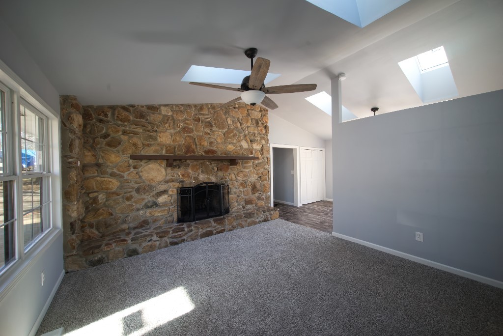 305 Lakecrest Road Anderson, SC 29625 - Photo 6 of 17