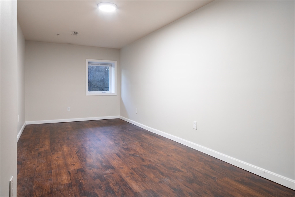 45 Chelsea Street, Unit 1 Boston, MA 02129 - Photo 12 of 17