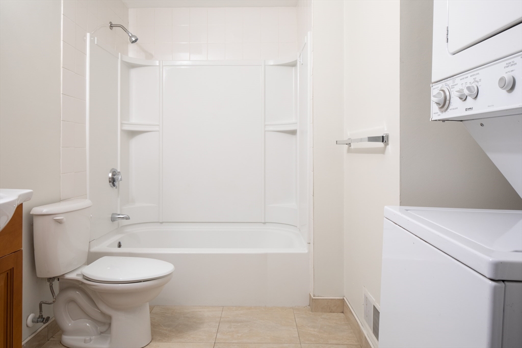 45 Chelsea Street, Unit 1 Boston, MA 02129 - Photo 10 of 17