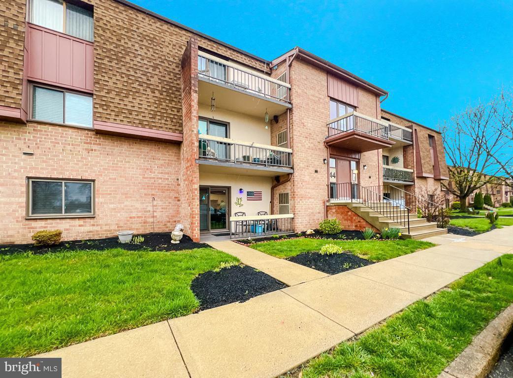 44303 Delaire Landing Road, Unit 303 Philadelphia, PA 19114 - Photo 4 of 13