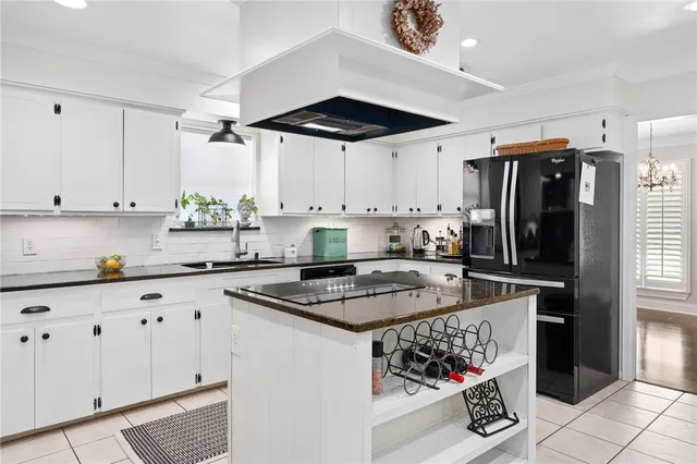 $519,900 | 53 Camden Place, Corpus Christi, TX 78412