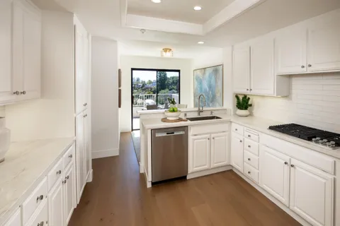 $1,898,000 | 5 Clover Lane, San Carlos, CA 94070
