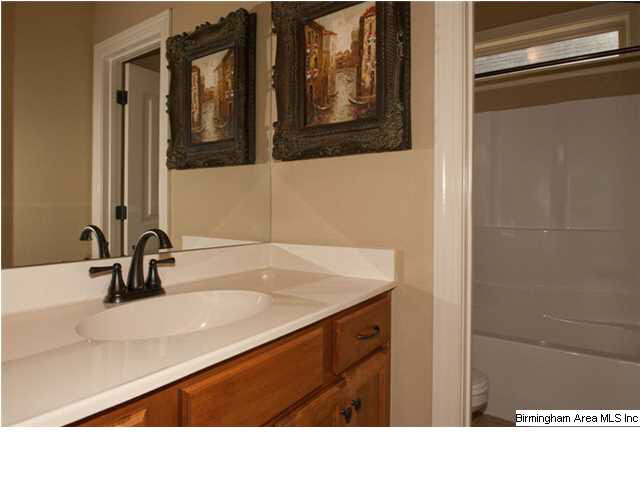 255 Strathaven Lane Pelham, AL 35124 - Photo 13 of 27
