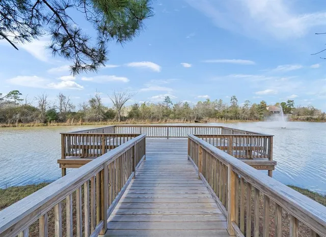 $2,600 | 6206 Blue Coast Lane, Conroe, TX 77304