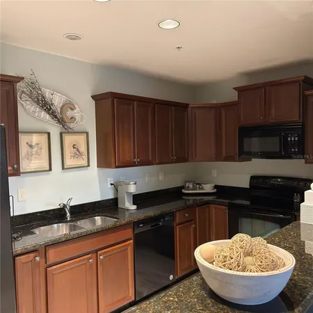$285,000 | 13941 Clubhouse Drive, Unit 208, Tampa, FL 33618