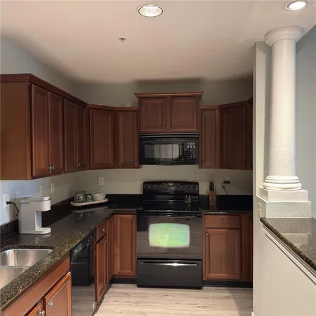 $285,000 | 13941 Clubhouse Drive, Unit 208, Tampa, FL 33618