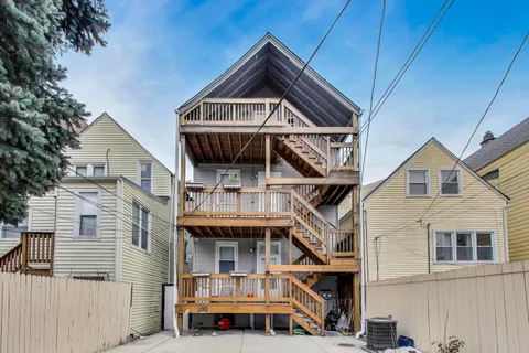 $475,000 | 3634 West Dickens Avenue, Chicago, IL 60647