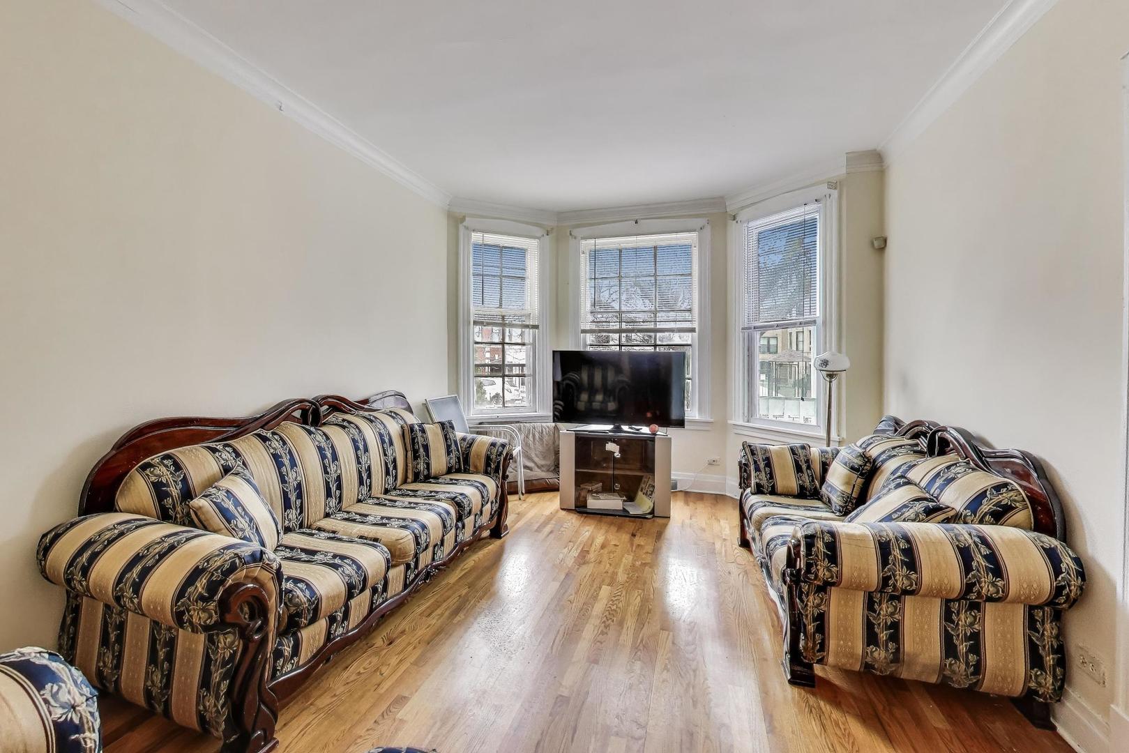 3634 West Dickens Avenue Chicago, IL 60647 - Photo 5 of 40