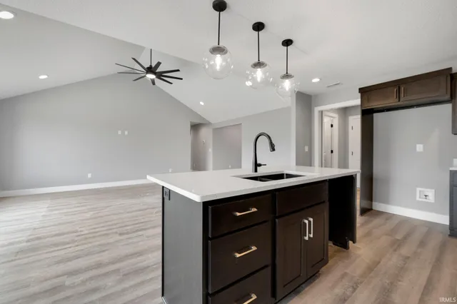 $369,900 | 1308 Marsh Deer Run, Huntertown, IN 46748