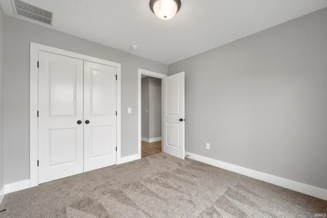 $369,900 | 1308 Marsh Deer Run, Huntertown, IN 46748