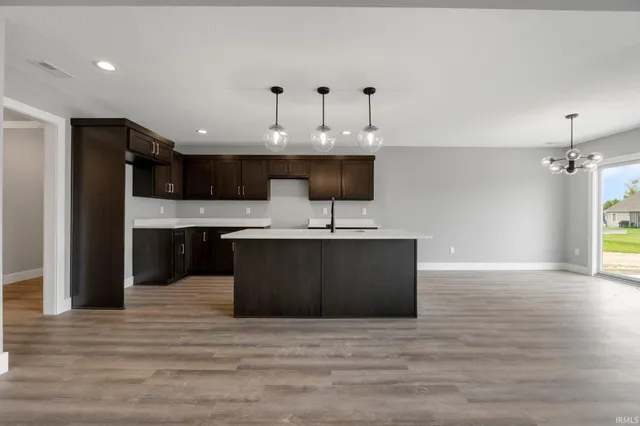 $369,900 | 1308 Marsh Deer Run, Huntertown, IN 46748