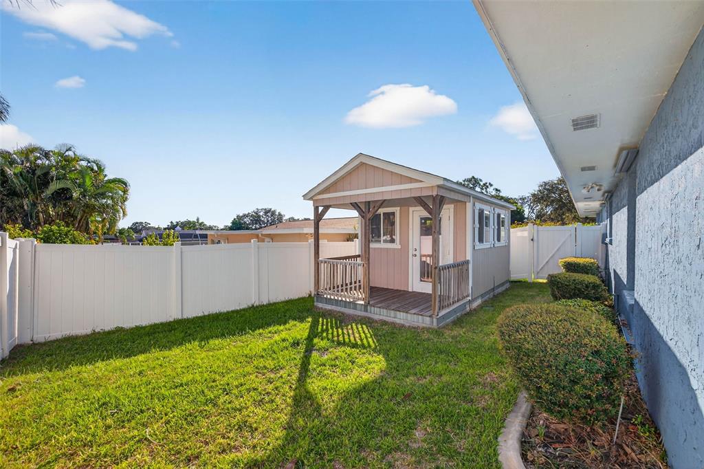 11275 Apache Place Largo, FL 33774 - Photo 20 of 22