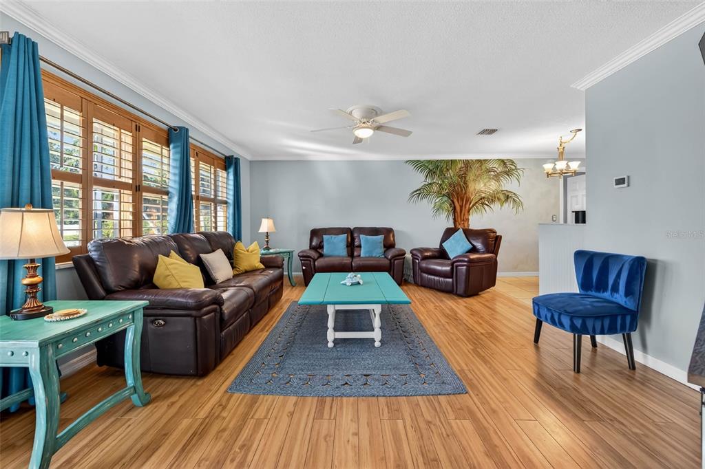 11275 Apache Place Largo, FL 33774 - Photo 6 of 22