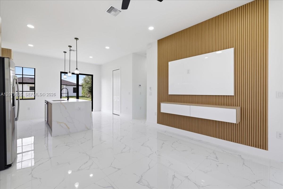 758 Long Distance Lane Lehigh Acres, FL 33974 - Photo 23 of 39 Gallery Image 23