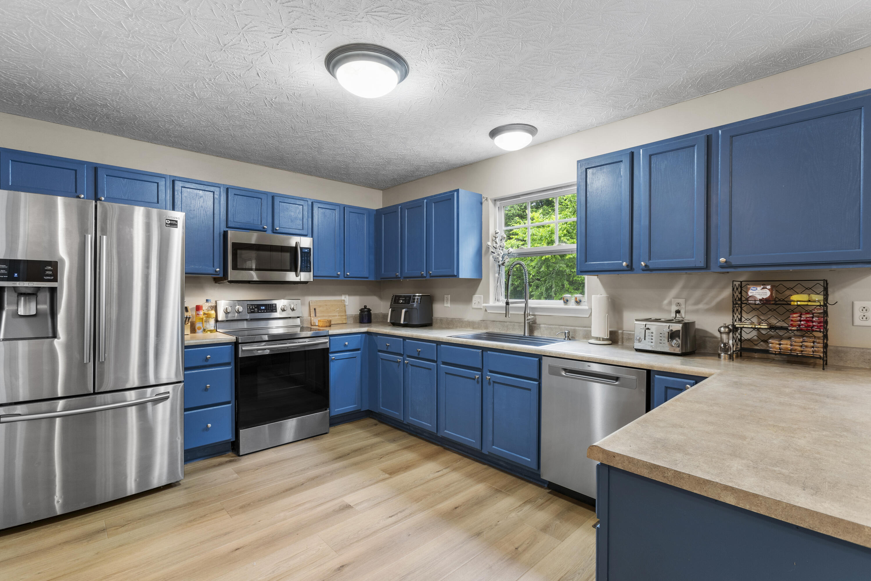 141 Meadow View Way Georgetown, KY 40324 - Photo 13 of 48 I82A7779