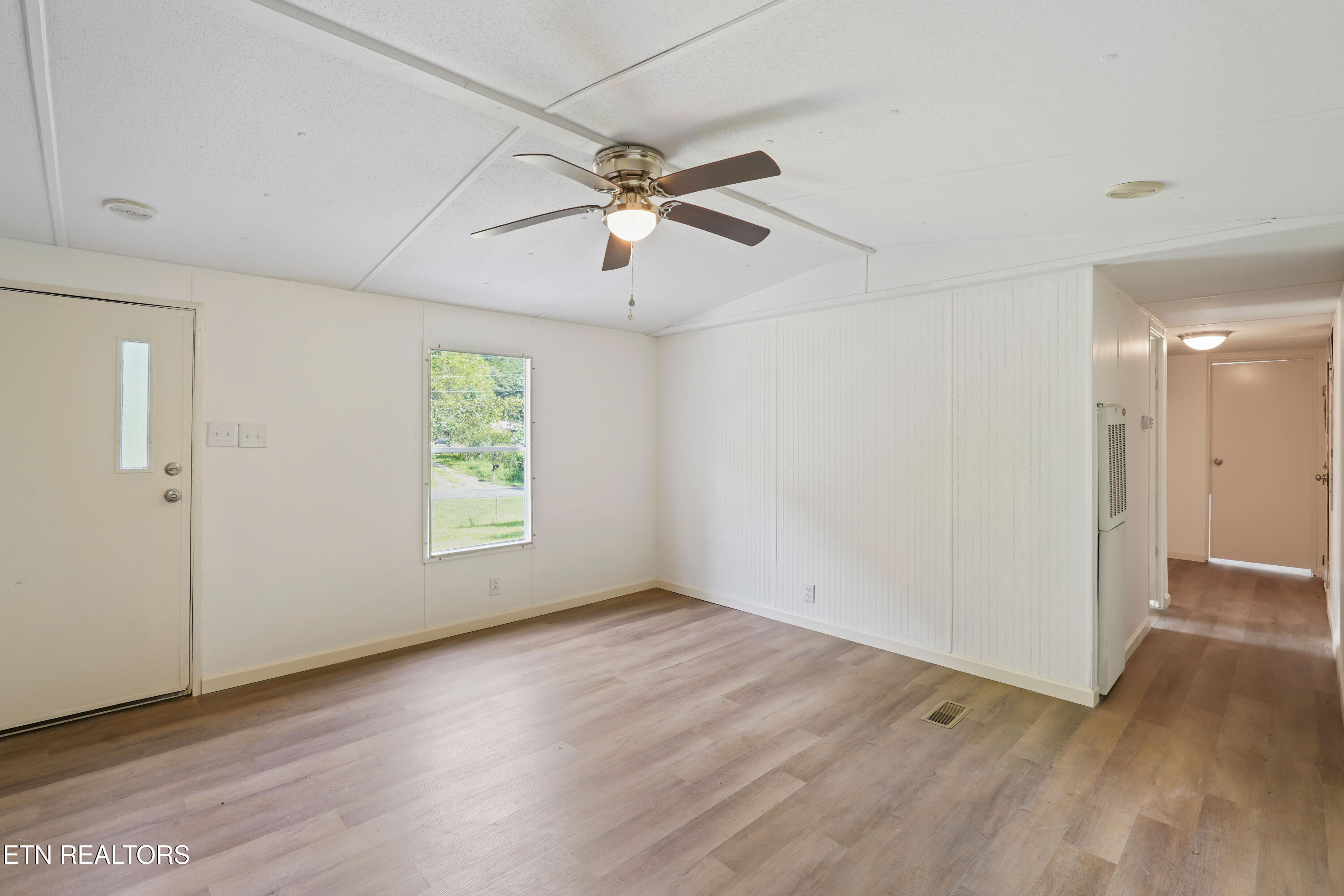 7530 Dodson Road Knoxville, TN 37920 - Photo 3 of 26 DSC02850