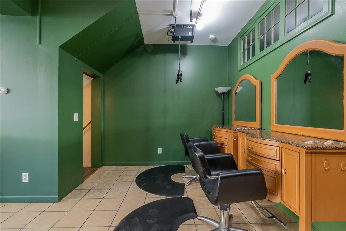 453 Main Street, Unit 2 Rockland, ME 04841 - Photo 11 of 37 07-453 Unit 2-7