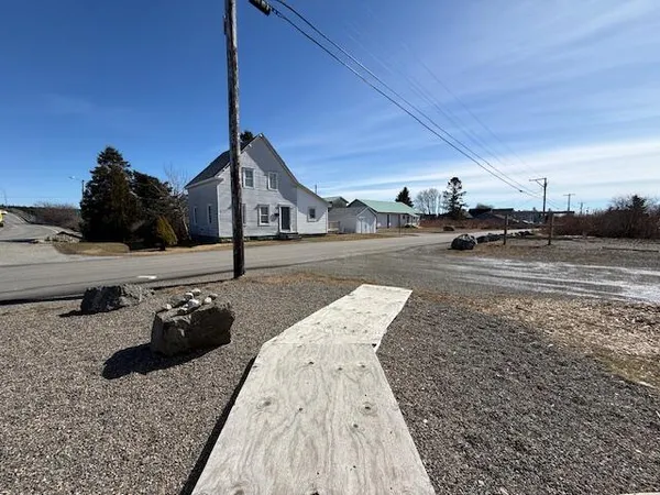 $349,900 | 53 Pleasant Street, Lubec, ME 04652