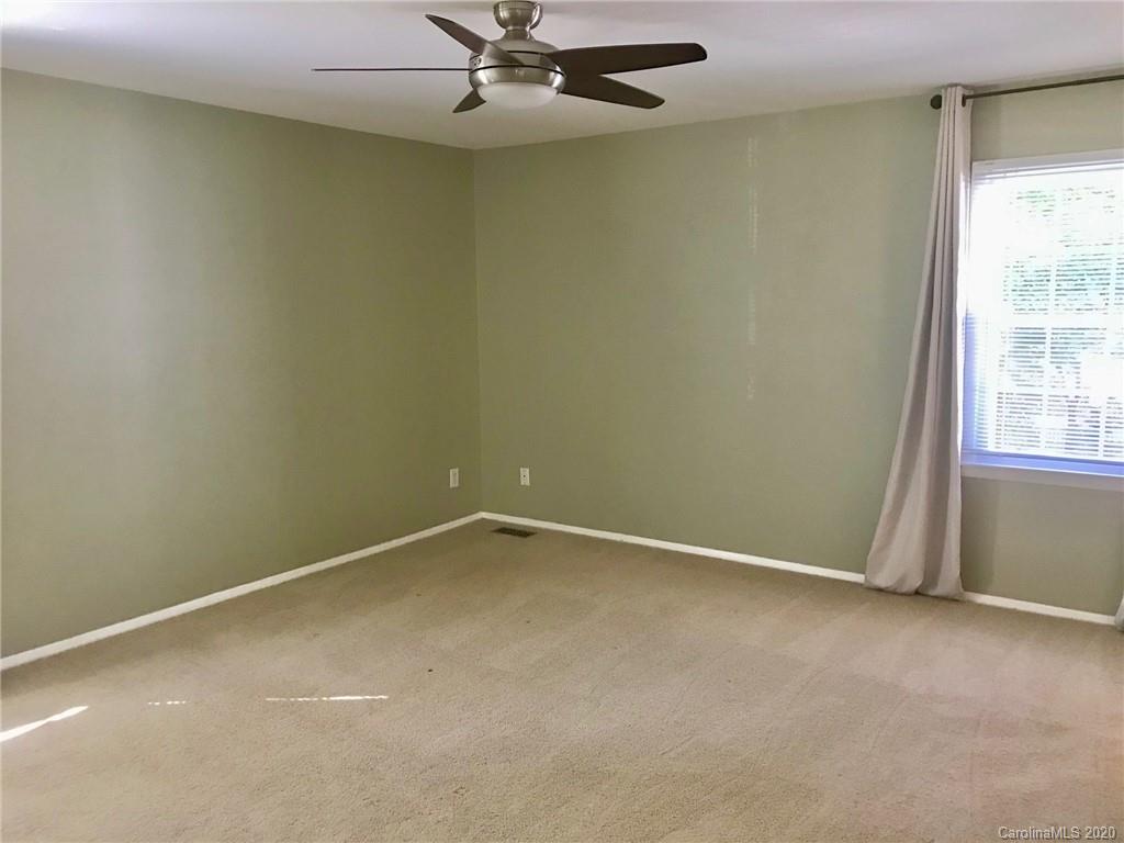 708 Trail Ridge Road Matthews, NC 28105 - Photo 13 of 40 an empty room with a window