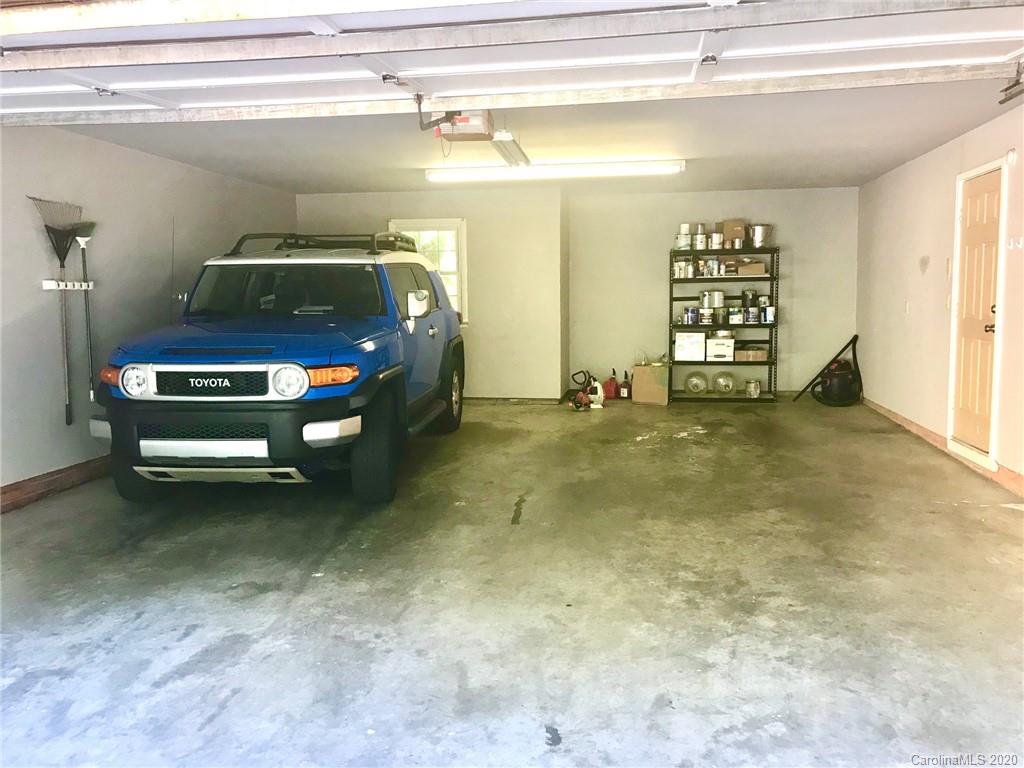 708 Trail Ridge Road Matthews, NC 28105 - Photo 29 of 40 a car parked in a parking