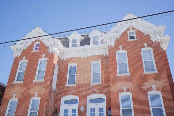 $869,000 | 569-571 Campbell Street, Kansas City, MO 64106