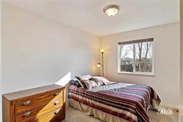 $1,750 | 1121 East Connecticut Avenue, Nampa, ID 83686