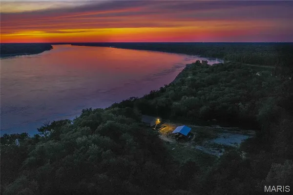 $5,900,000 | 0 Mississippi River, Portageville, MO 63873