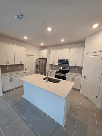 $2,700 | 5637 Nina Way, St. Cloud, FL 34771