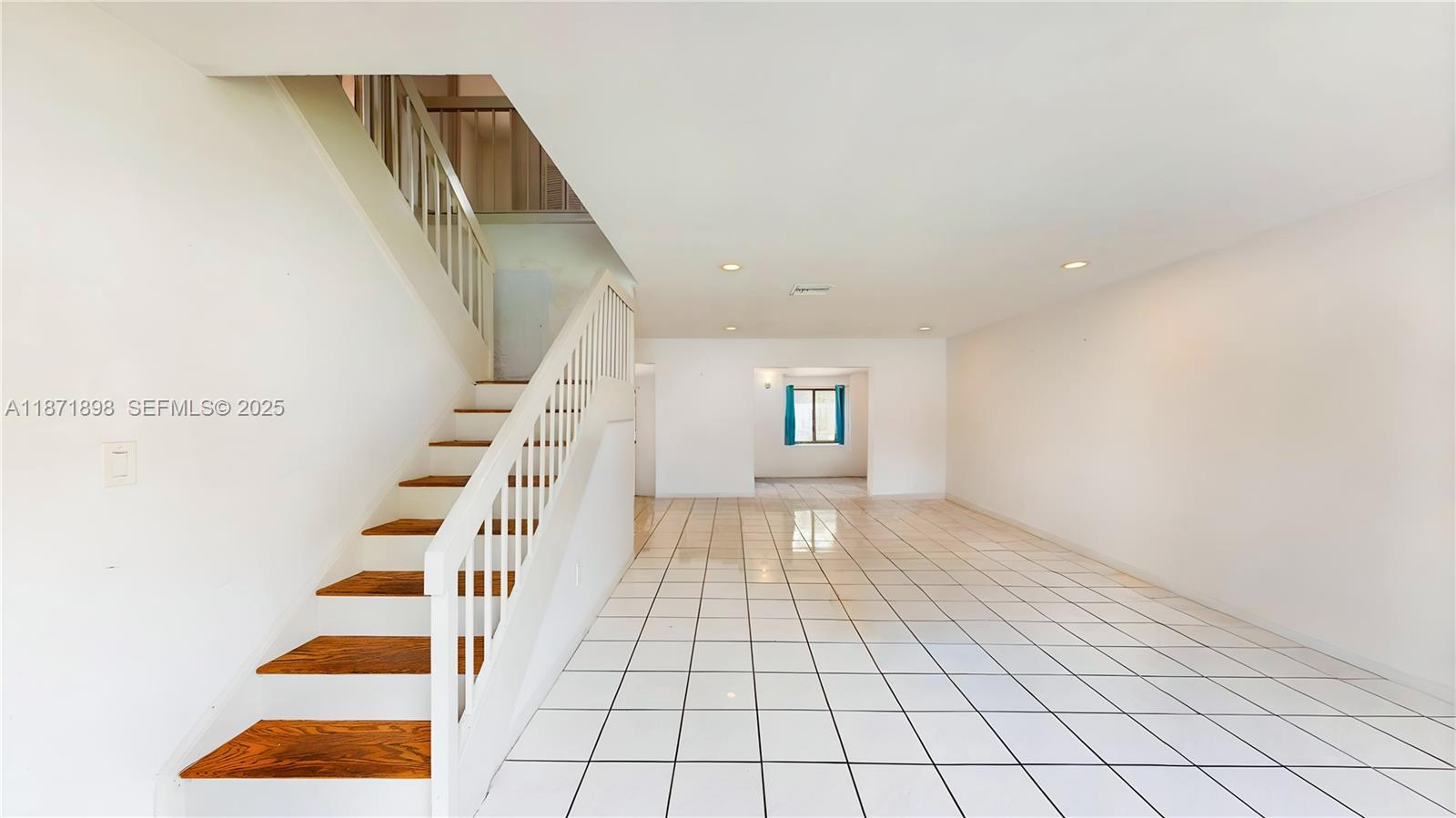 15166 Southwest 94th Terrace Miami, FL 33196 - Photo 5 of 83