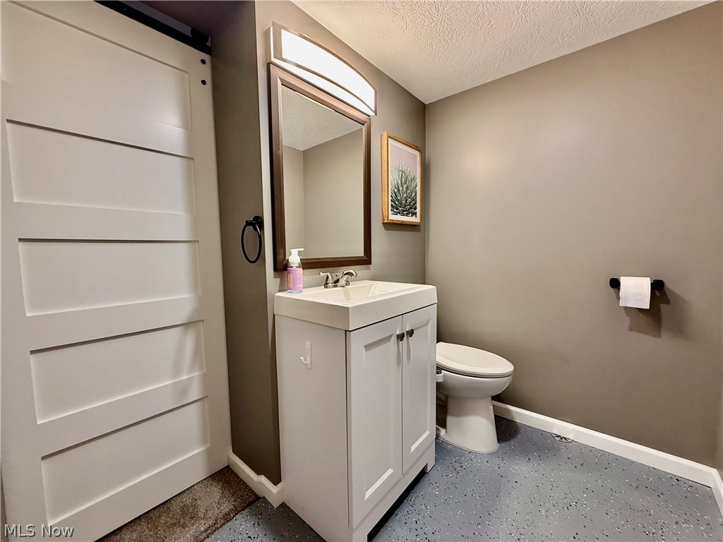 6550 Manchester Road New Franklin, OH 44216 - Photo 25 of 37