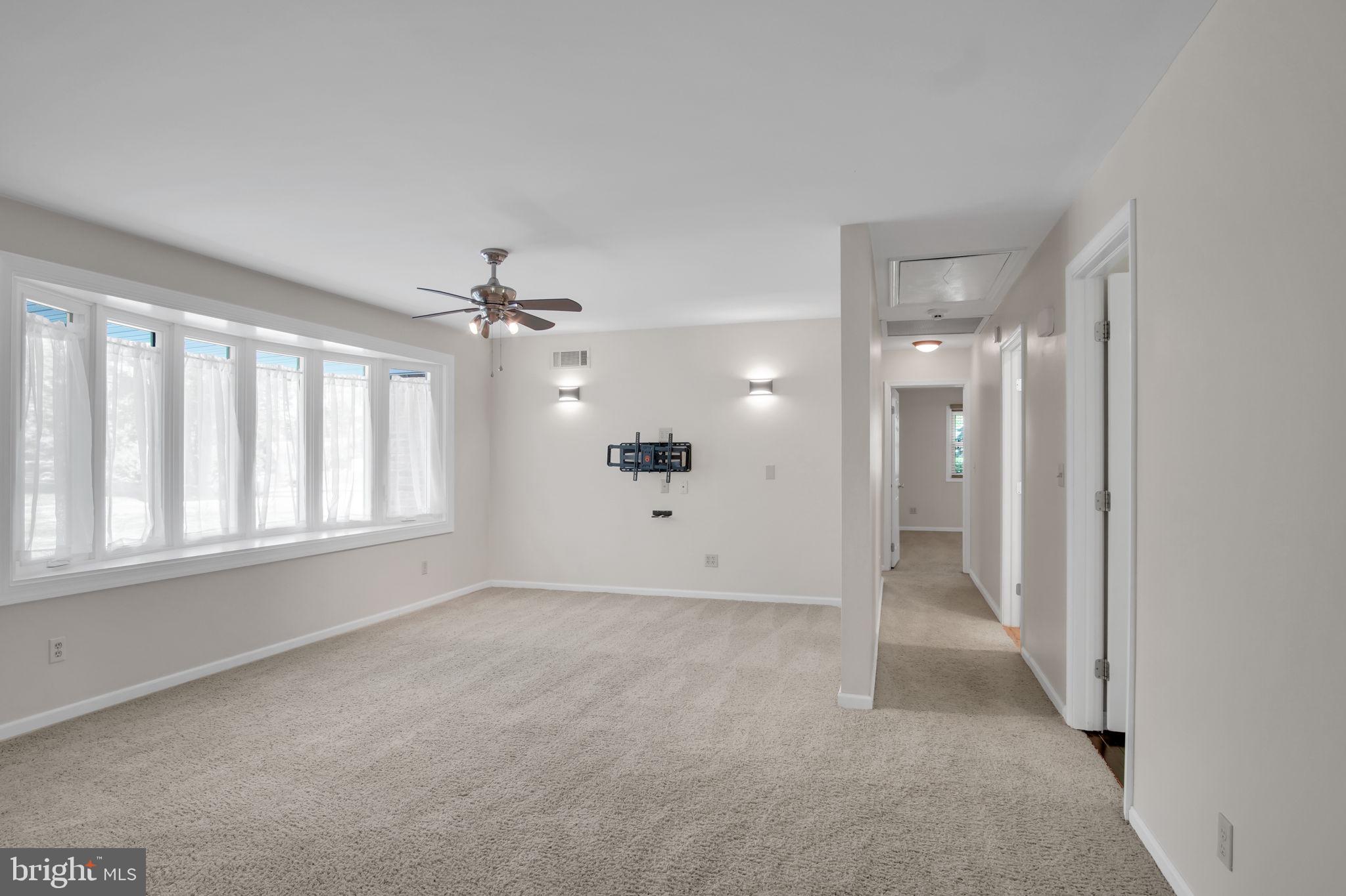 118 Sand Road Hershey, PA 17033 - Photo 12 of 48