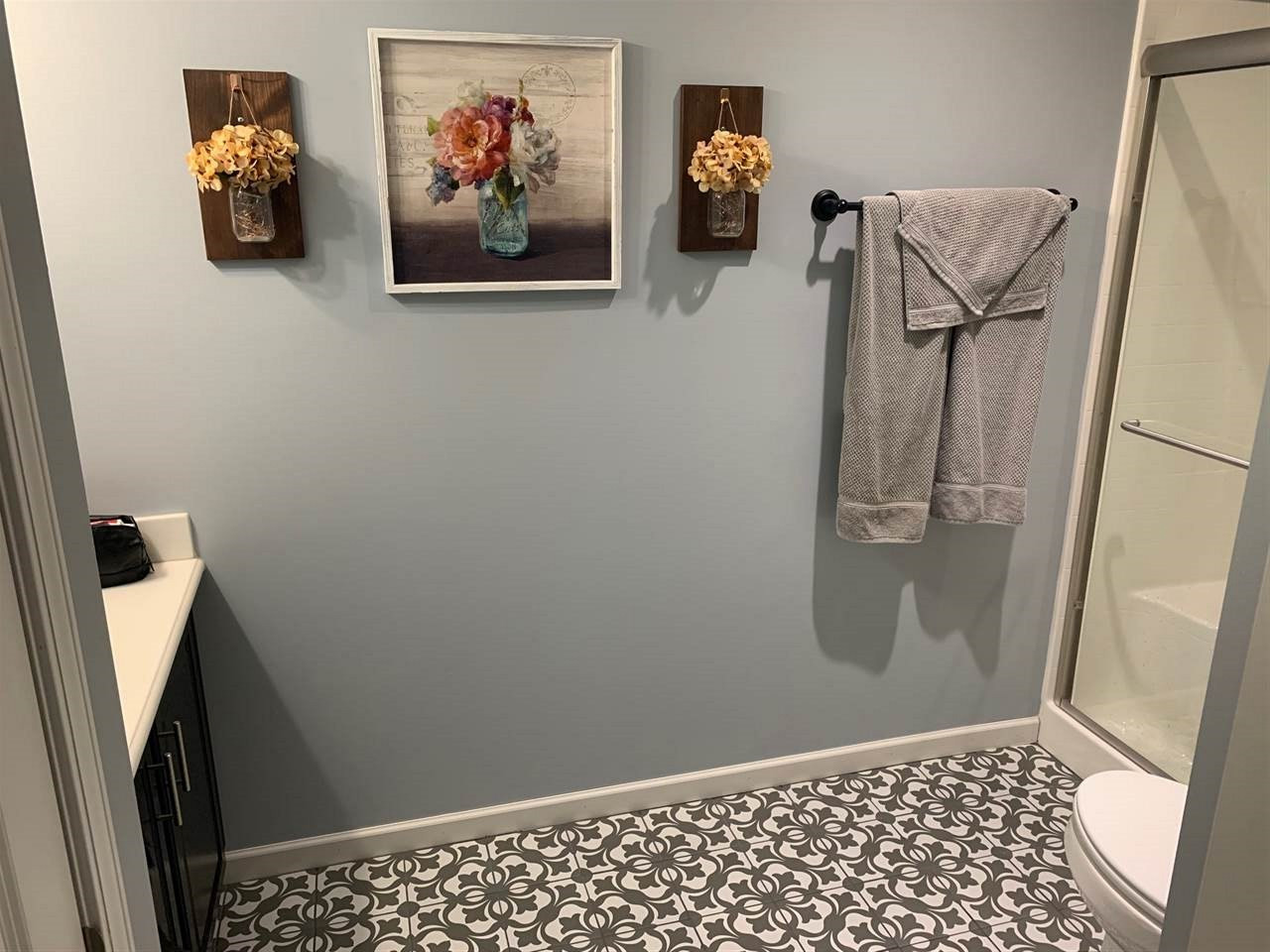 301 Springtime Fields Lane Wake Forest, NC 27587 - Photo 24 of 30 Bathroom