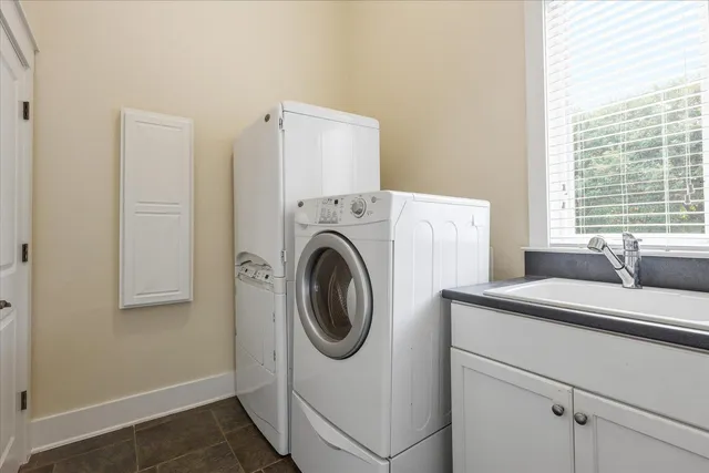 $1,000,000 | 4572 Grove Park Drive, Tallahassee, FL 32311