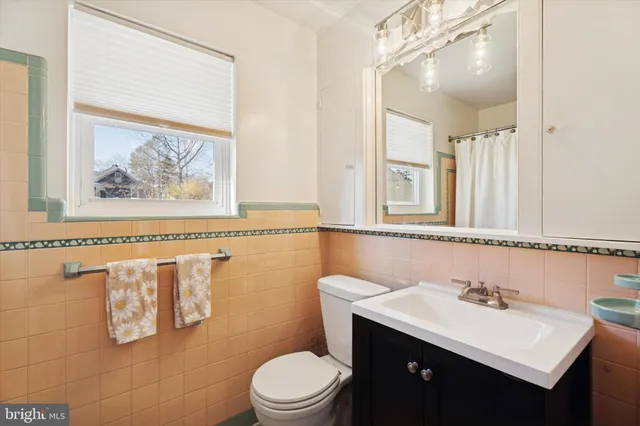 $589,900 | 2142 Woodlawn Avenue, Glenside, PA 19038