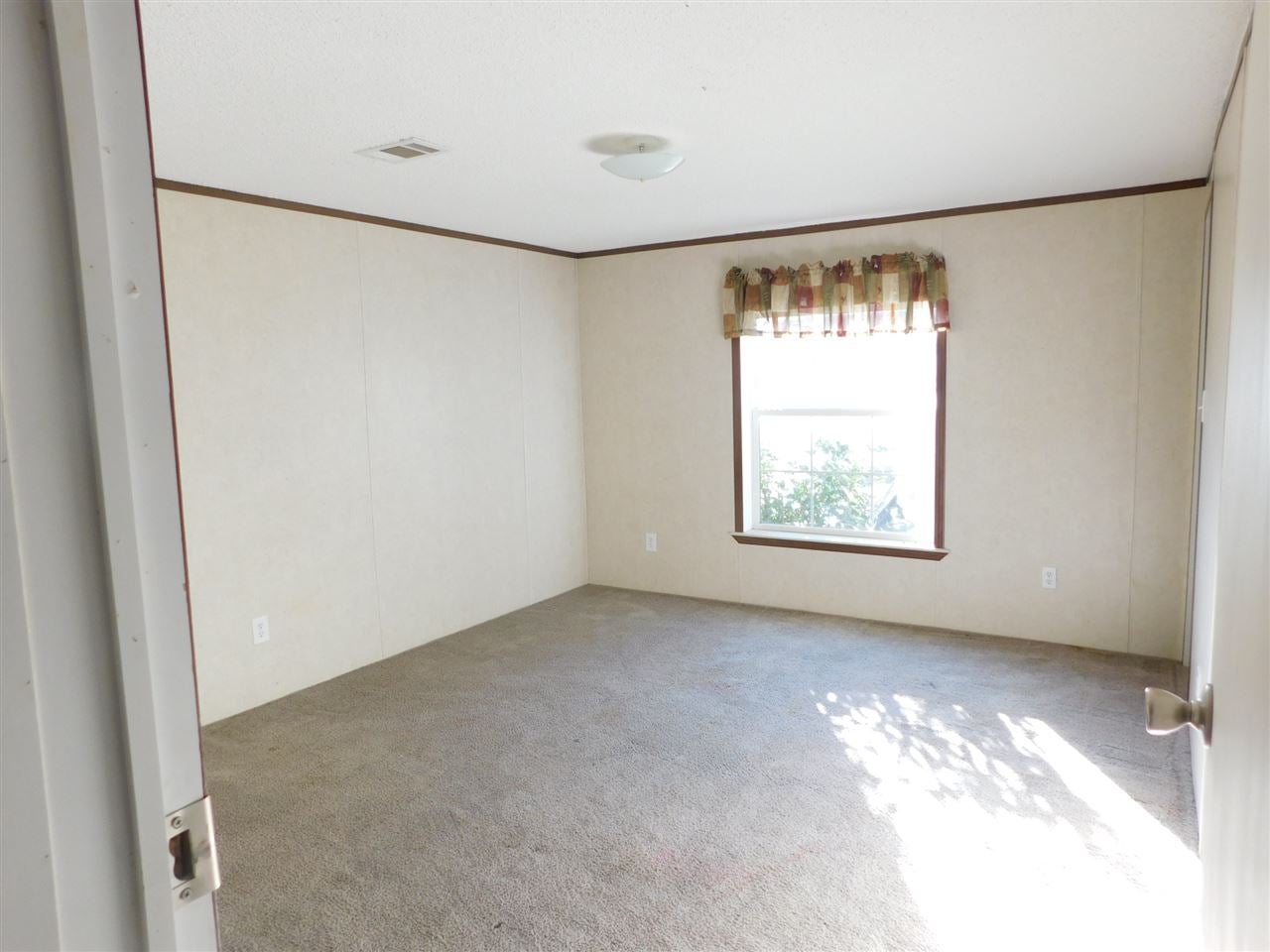 1723 Vassar Road Orlando, OK 73073 - Photo 13 of 18 Gallery Image 13