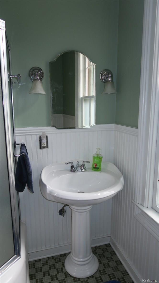 27725 Cherry Hill Road Inkster, MI 48141 - Photo 26 of 44 IMG_3466.JPG