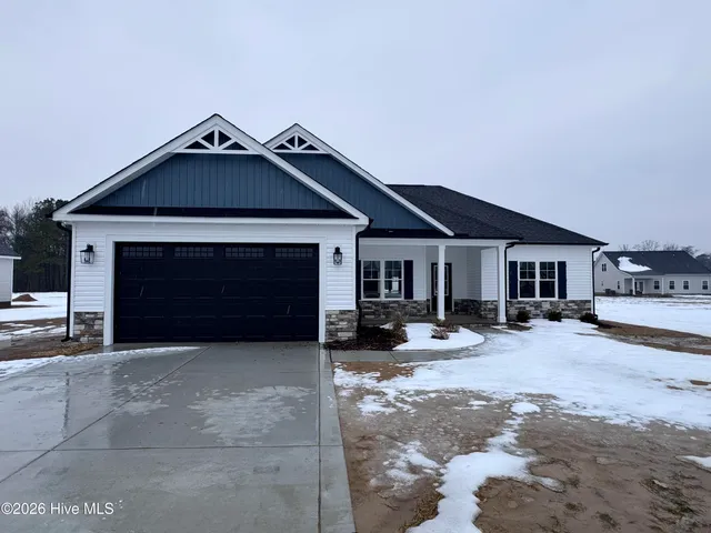 $295,900 | 3696 Drew Farmer Road, La Grange, NC 28551